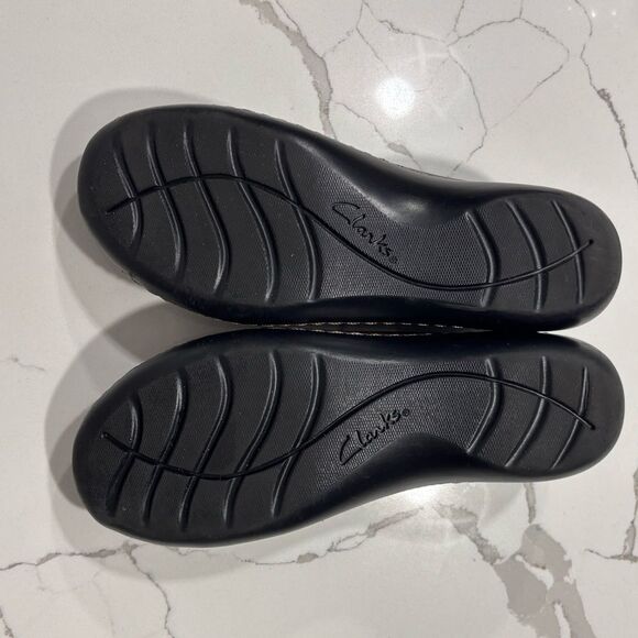 Clarks | Women’s Slip-On Loafers Shoes Sz 6.5 Brown Tassels - Picture 7 of 10